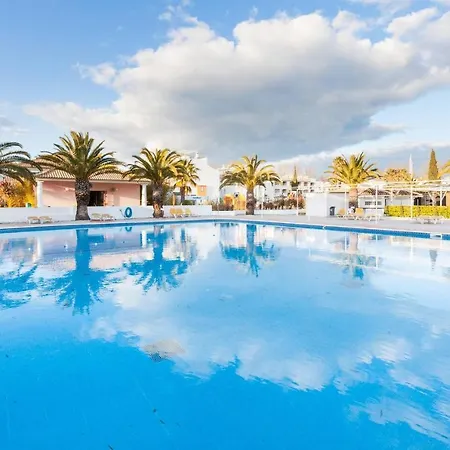Cabanas Gold By Apartment *