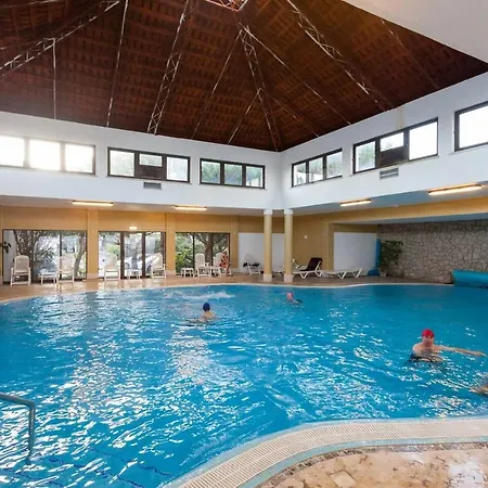 Cabanas Gold By Apartment