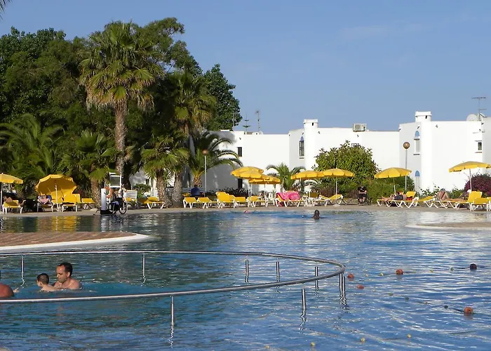 Cabanas Gold By カバナス・デ・タビラ